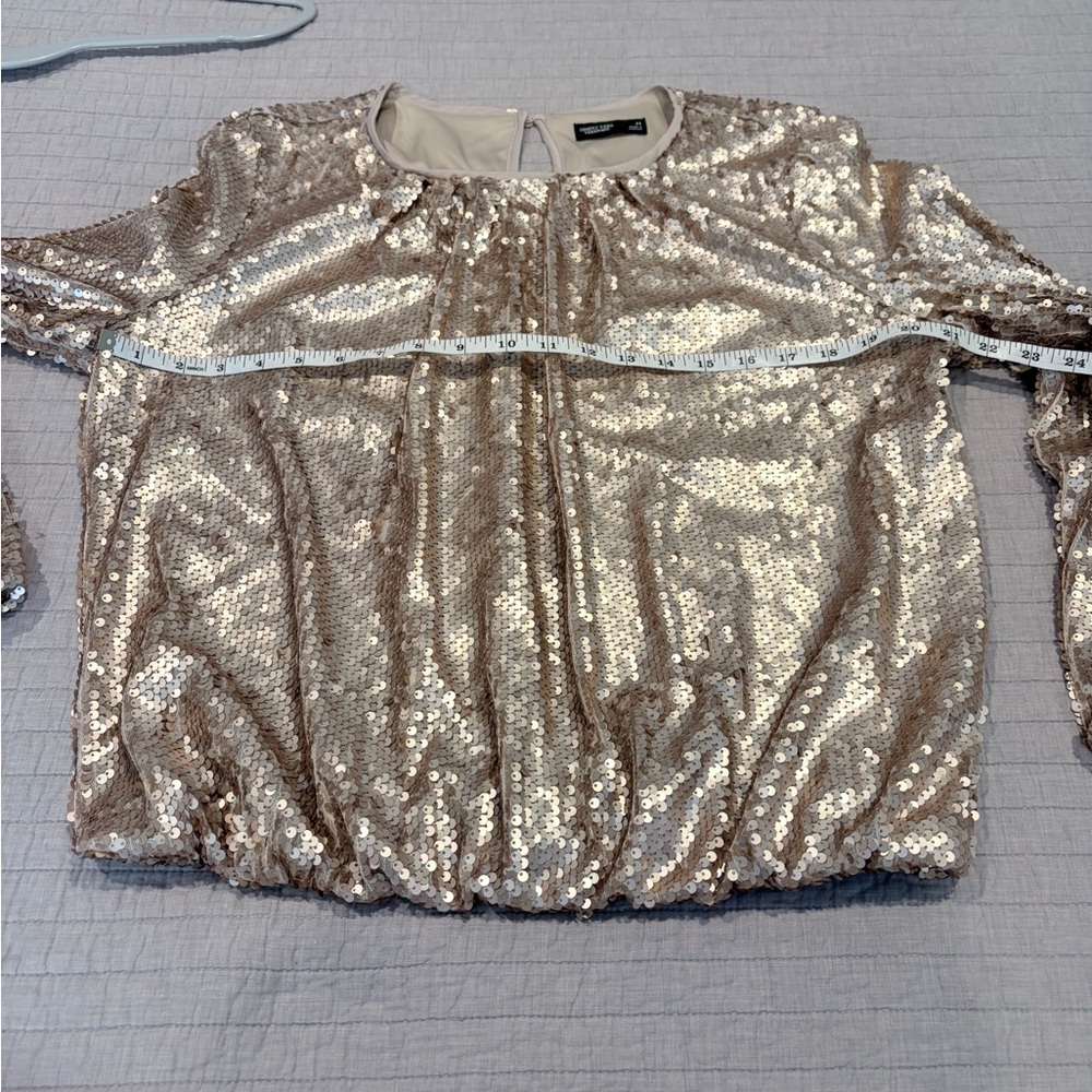 Simply Vera Vera Wang Gold Sequin Blouse Balloon Sleeve Party Top Size Medium - Picture 9 of 12